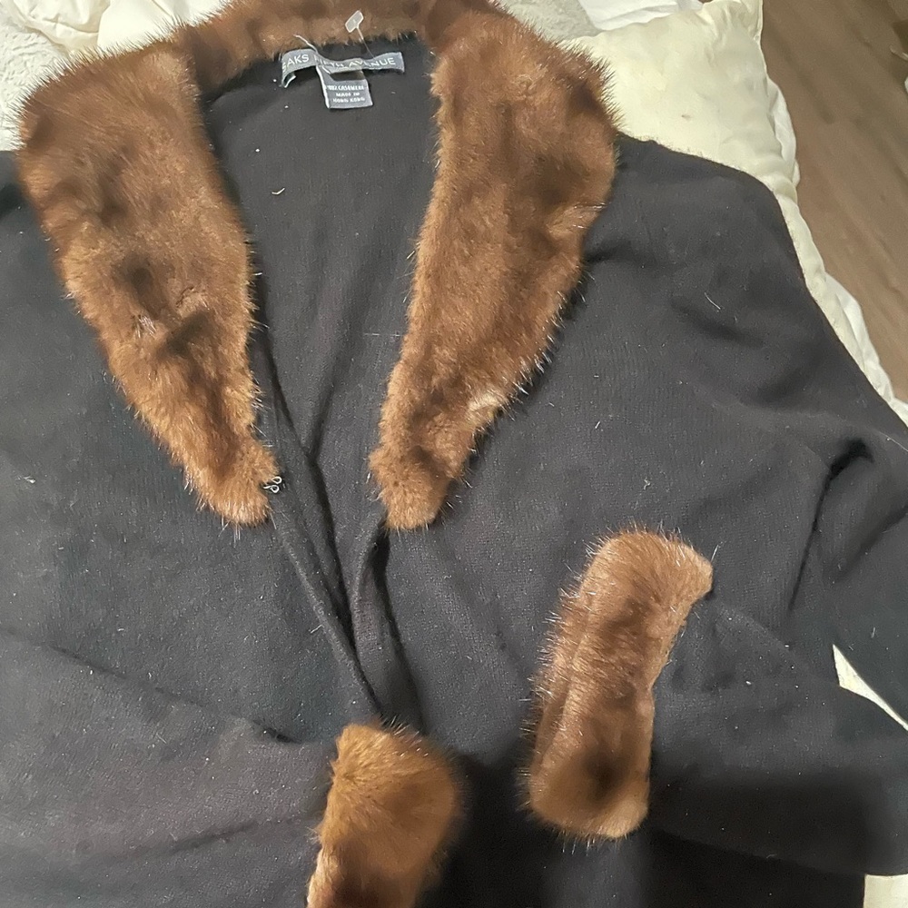 Sals Fifth Avenue Fur collar sweater